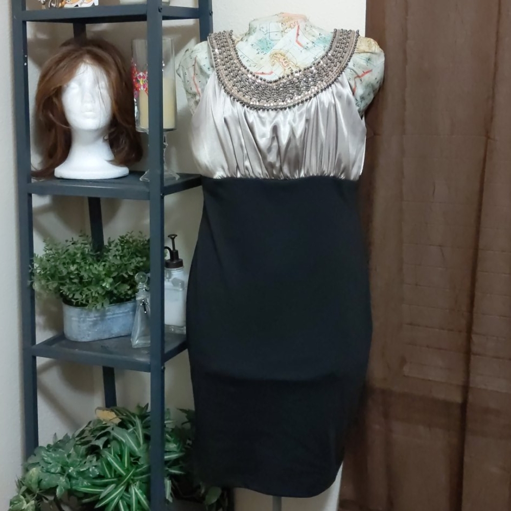 TIANA B BLACK & GOLD BEADED EVENING DRESS SIZE 14P